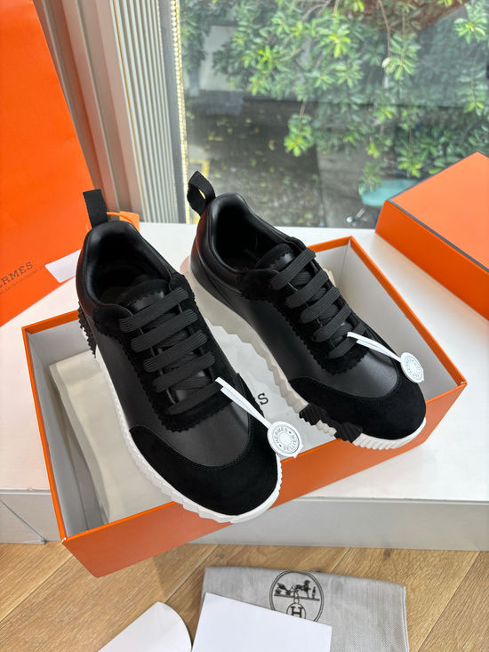 Hermes Premium Leather Comfortable Versatile Casual Sneakers Fashionable