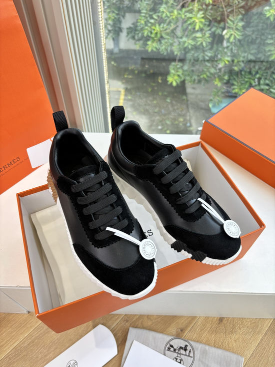Hermes Premium Leather Comfortable Versatile Casual Sneakers Fashionable