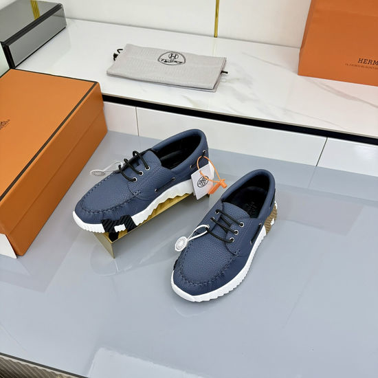 Hermes Comfortable Leather Casual Sneakers With Lightweight Sole