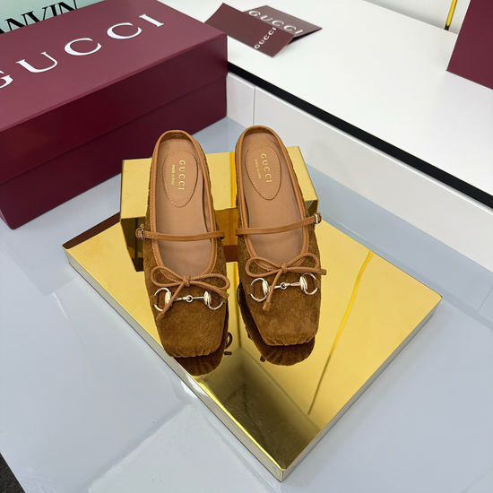 Gucci Leather Horsebit Bow Ballet Flats with Adjustable Straps
