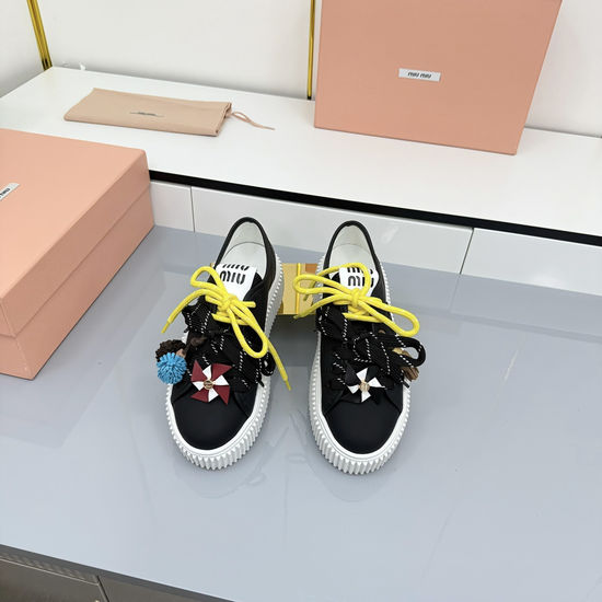 Miu Miu Vintage Distressed Leather Casual Sneakers Soft Lining