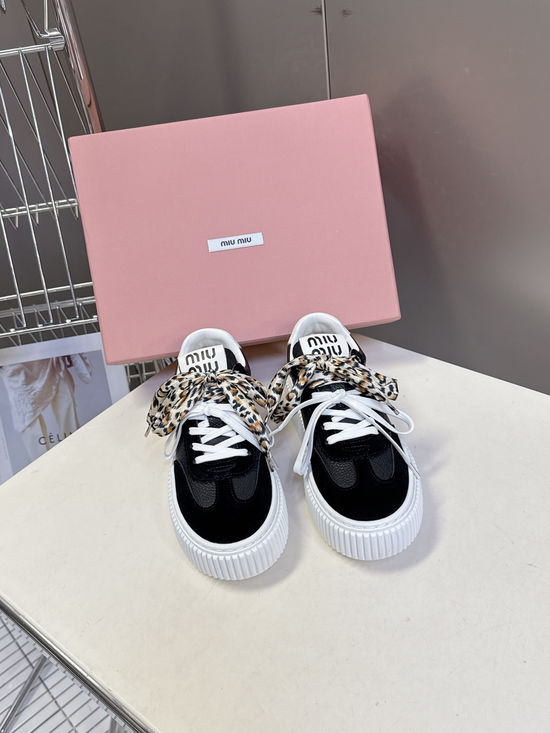Miu Miu Classic Thick Sole Casual Shoes Comfortable Versatile Daily Footwear