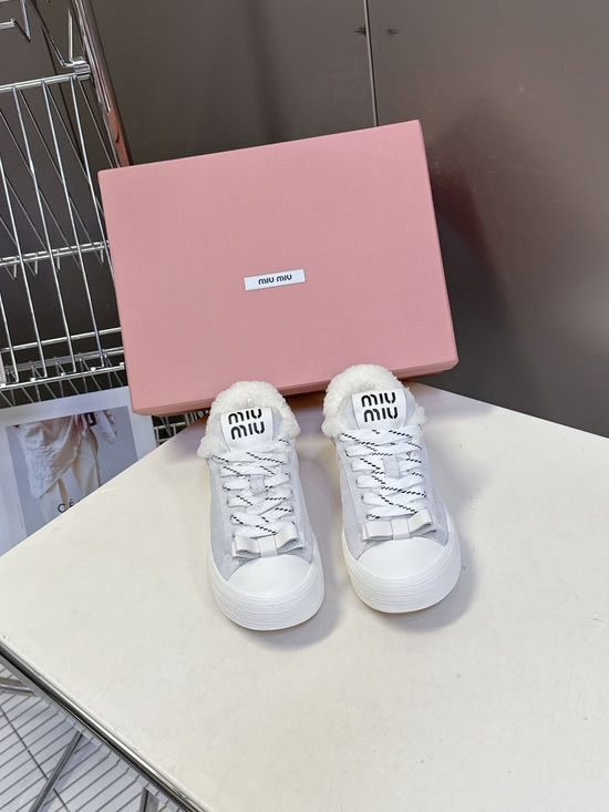 Miu Miu Bow Decorated Wool Lined Vintage Leather Sneakers