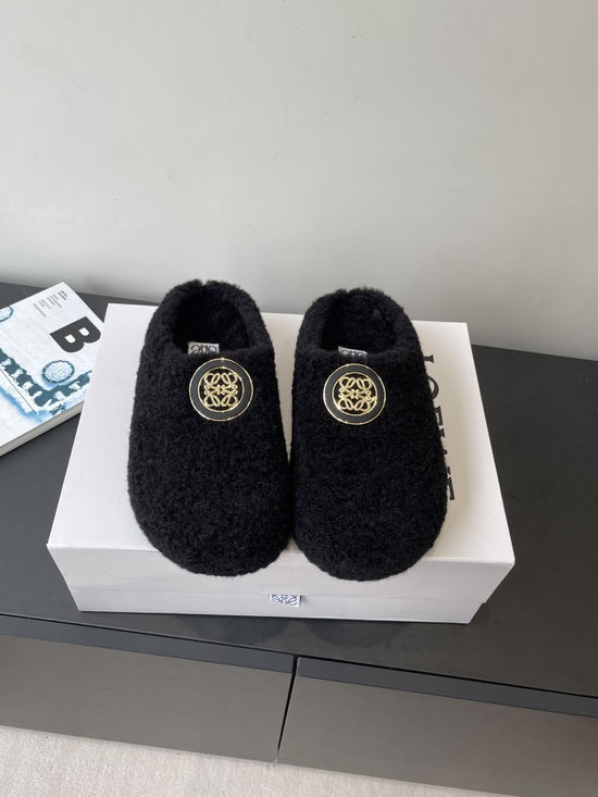 Loewe Curly Fur Slip-on Slides Comfortable Soft Sole