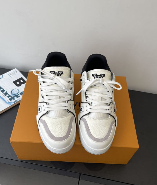 Louis Vuitton LV Retro Leather Sneakers Breathable Casual Skate Shoes