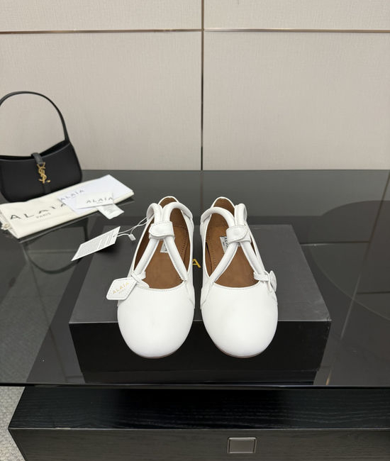 Alaia Soft Sheepskin Comfortable Fashion Casual Footwear