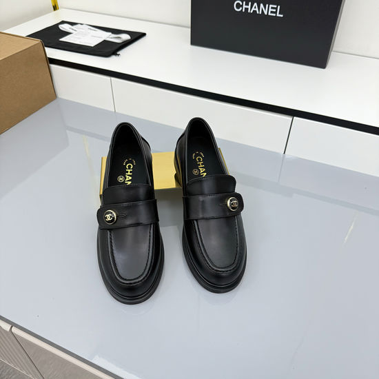 Chanel Patent Leather Chunky Heel Platform Loafers