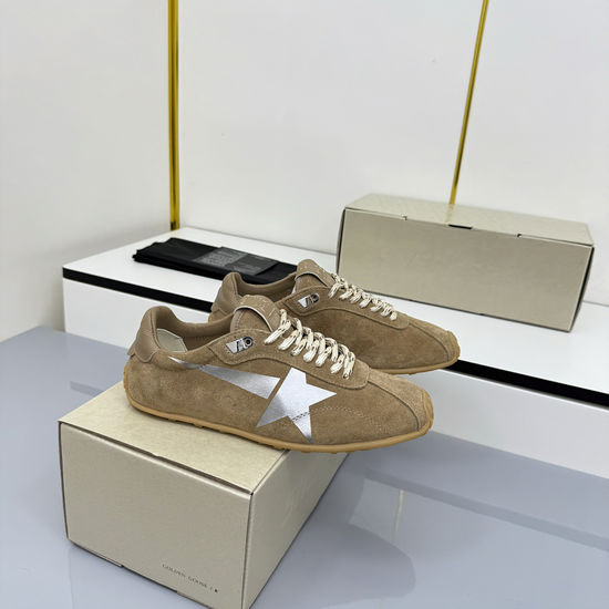 Golden Goose Vintage Star Printed Casual Sneakers With Non-slip Sole
