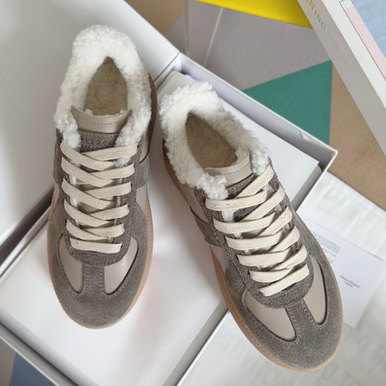 Maison Margiela Fleece Lined Leather Stitching Anti-slip Training Sneakers