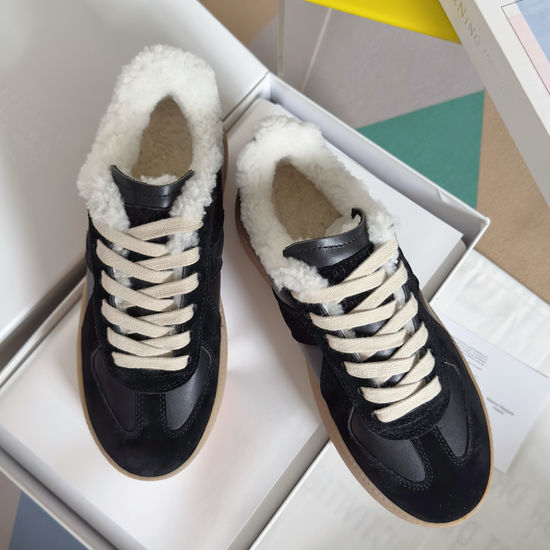 Maison Margiela Fleece Lined Leather Stitching Anti-slip Training Sneakers