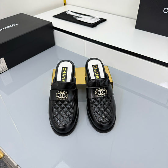 Chanel Patent Leather Platform Loafers With Thick Heel