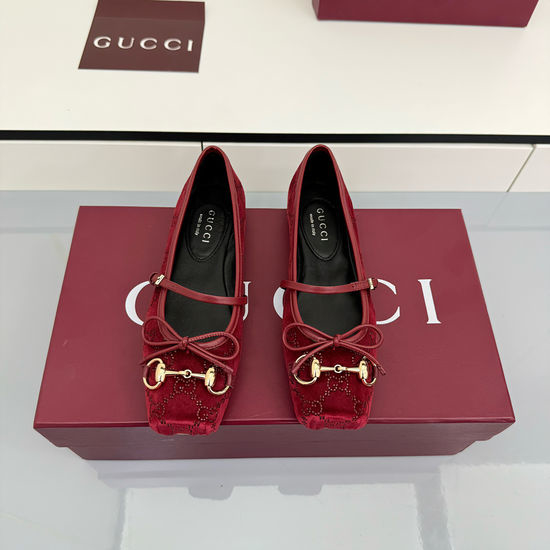 Gucci Classic Embellished Ballet Flats with Leather Sole