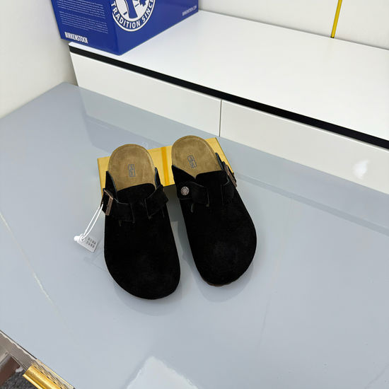 Birkenstock Casual Closed Toe Slip On Clogs For Daily Wear