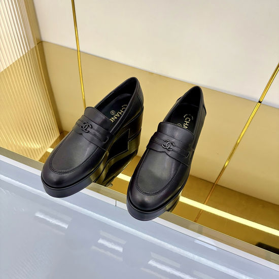 Chanel Platform Chunky Heel Leather Height Increasing Comfort Loafers