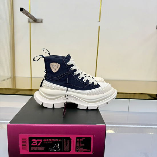 Smilerepublic Canvas Thick Sole Comfortable High Top Casual Shoes