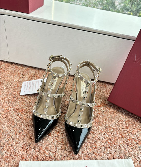 Valentino Classic Rivet Flats Patent Leather Comfortable Elevating Footwear