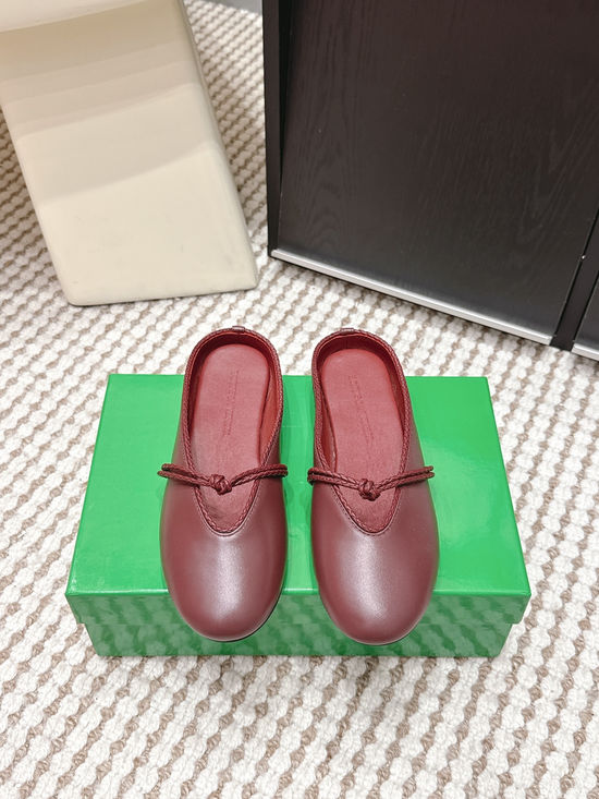 Bottega Veneta Knit Detail Sheepskin Ballet Mule Shoes