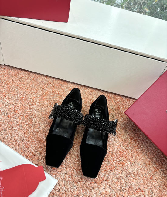 Roger Viver RV Velvet Rhinestone Buckle T-Strap Chunky Heel Sandals