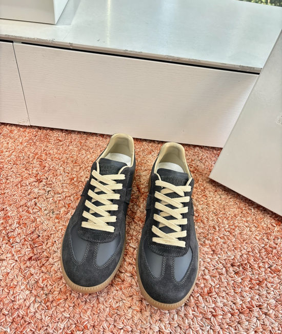 Maison Margiela Classic Cowhide Suede Stitching Casual Training Shoes