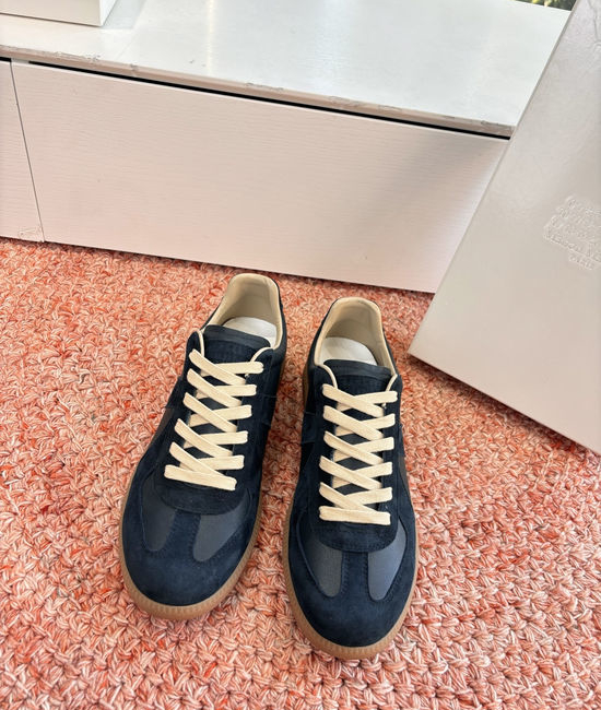 Maison Margiela Classic Cowhide Suede Stitching Casual Training Shoes