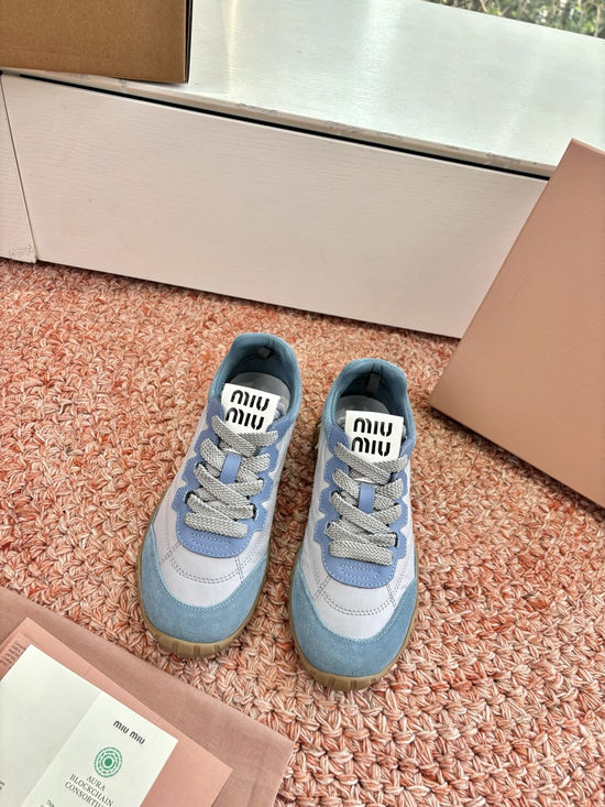 Miu Miu Suede Fabric Upper Casual Low-top Comfortable Trainers
