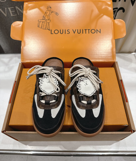 Louis Vuitton LV Genuine Leather Slip-on Half Mule Sports Shoes