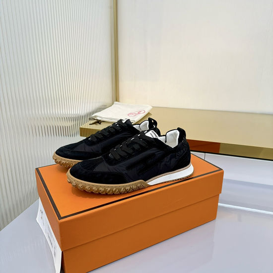 Hermes Vintage Leather Casual Skate Shoes with Comfortable Lining