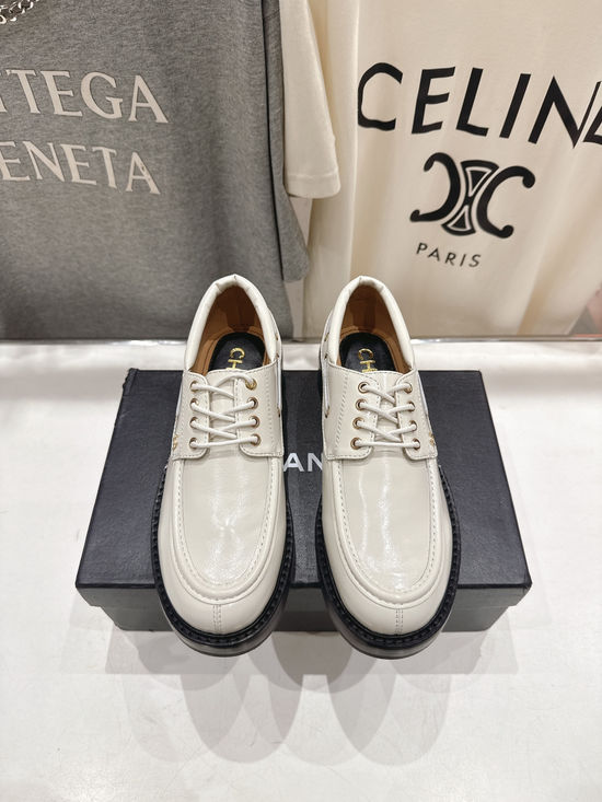 Chanel Thick Sole Lace-up Loafers Decorative Metal Buckle Casual Footwear