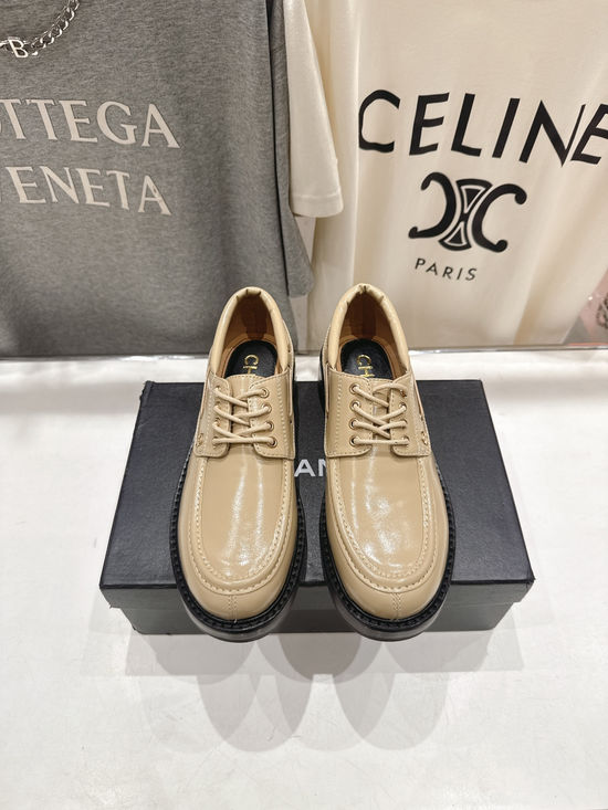 Chanel Thick Sole Lace-up Loafers Decorative Metal Buckle Casual Footwear
