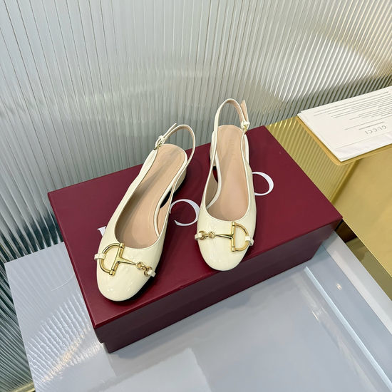 Gucci Patent Leather Ballet Flats With Gold Decor