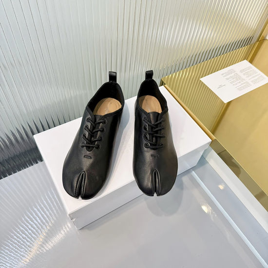 Maison Margiela Soft Split Toe Sheepskin Comfort Casual Shoes