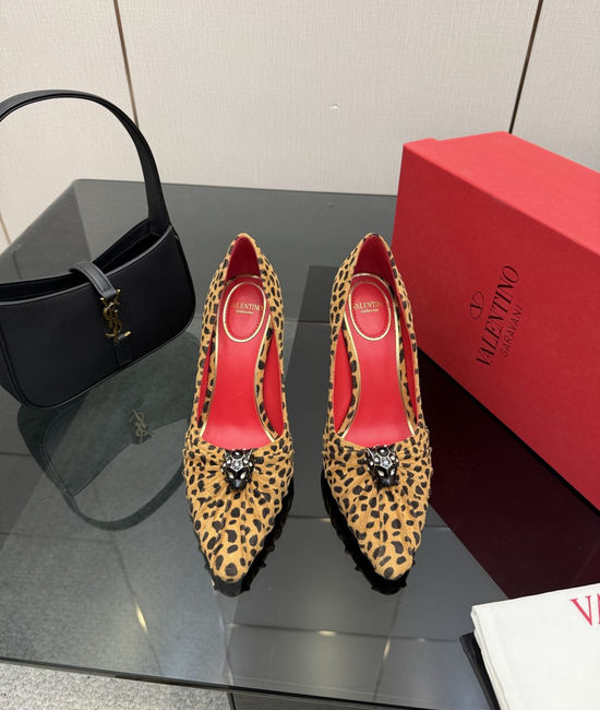 Valentino Bowknot Design Sheepskin Lined Casual Comfortable Pumps