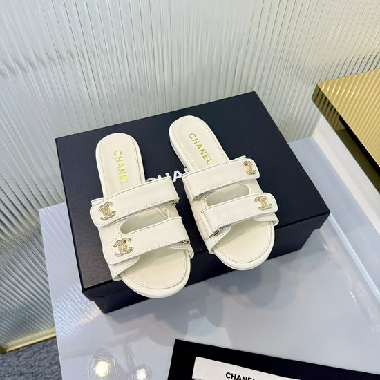Chanel Elegant Cowhide Upper Sheepskin Lining Casual Shoes