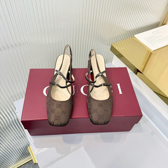 Gucci Crystal Embellished Patent Leather Loafers Premium Quality