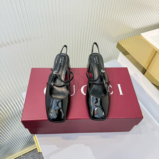 Gucci Crystal Embellished Patent Leather Loafers Premium Quality