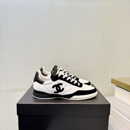 Chanel Classic Black White Color Block Casual Sneakers