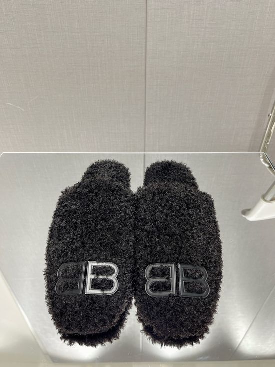Balenciaga Genuine Wool Half Slippers Leather Sole Metal Decoration