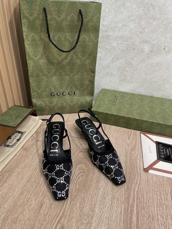 Gucci Rhinestone Decor Kitten Heel Lace Dress Shoes