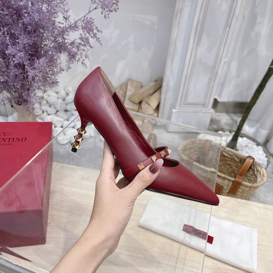 Valentino Classic Rivet Decor Comfortable Leather Low Heel Shoes