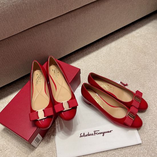 Ferragamo Red Bow Buckle Patent Leather Flats Low Heel Shoes
