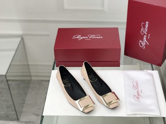 Roger Viver RV Patent Leather Buckle Kitten Heel Pumps