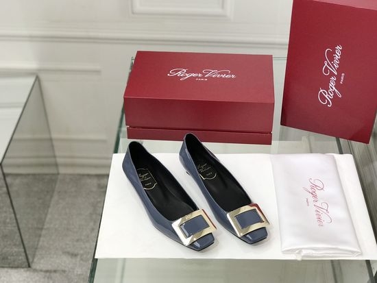 Roger Viver RV Patent Leather Buckle Kitten Heel Pumps