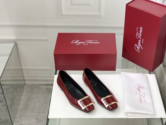 Roger Viver RV Patent Leather Buckle Flat Pumps