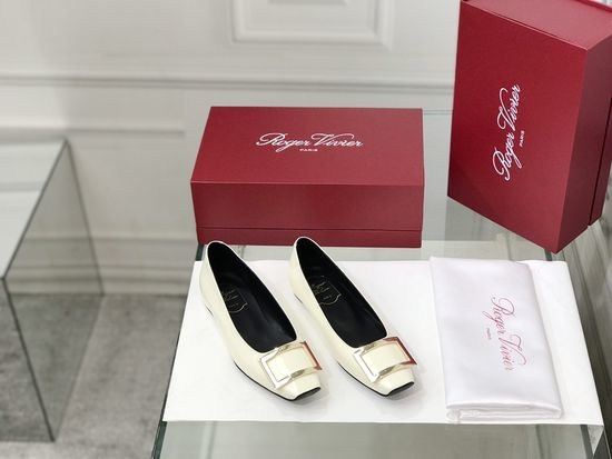 Roger Viver RV Patent Leather Buckle Flat Pumps