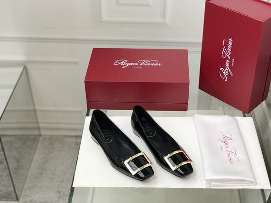 Roger Viver RV Patent Leather Buckle Flat Pumps