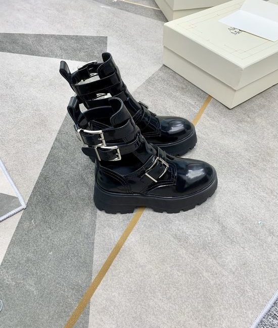 McQueen Retro Hollow Leather Short Boots in Classic Colors