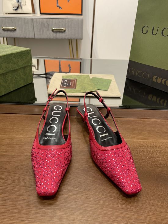 Gucci Low Heel Crystal Decorated Sandals With Premium Lining