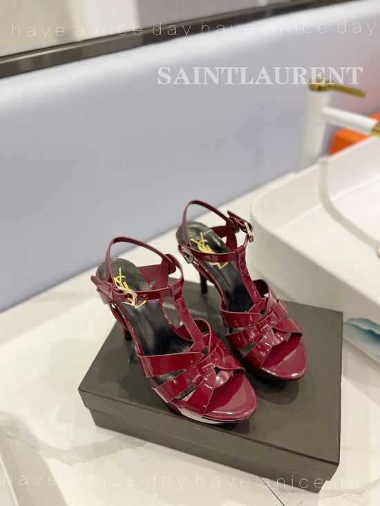 Yves Saint Laurent Elegant Stiletto Pumps Patent Leather Upper High Heel Shoes