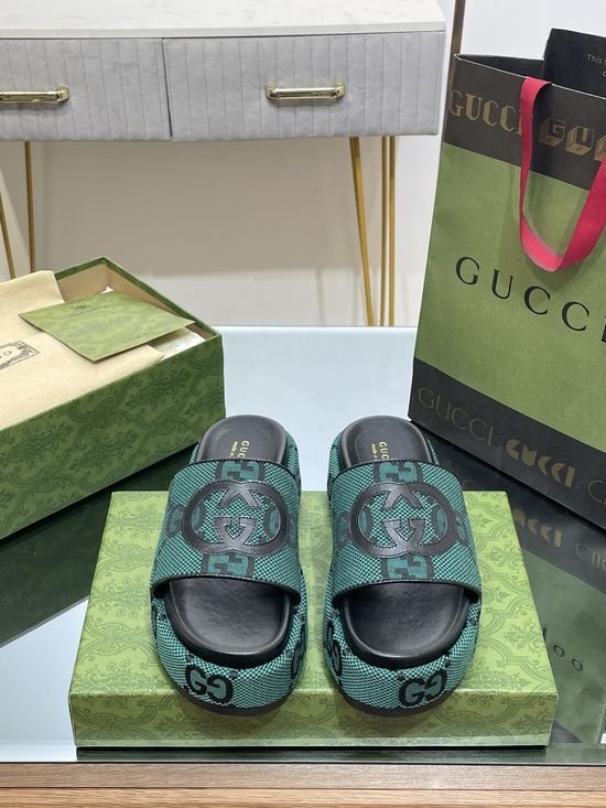 Gucci Classic Pattern Embroidery Platform Slide Sandals
