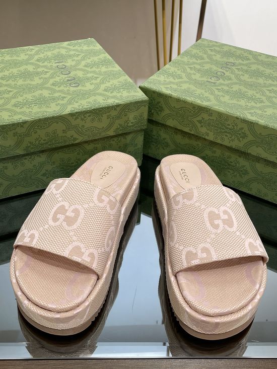 Gucci Classic Pattern Embroidery Platform Slide Sandals